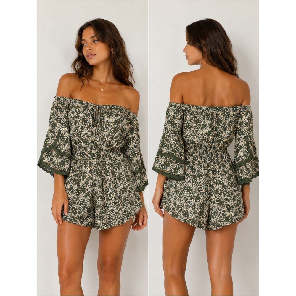 Angie Green Floral Off Shoulder Bell Sleeve Romper Size Small